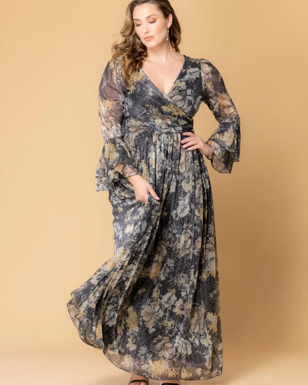 Discount TP Kjoler Gilded glamour plus size festkjole