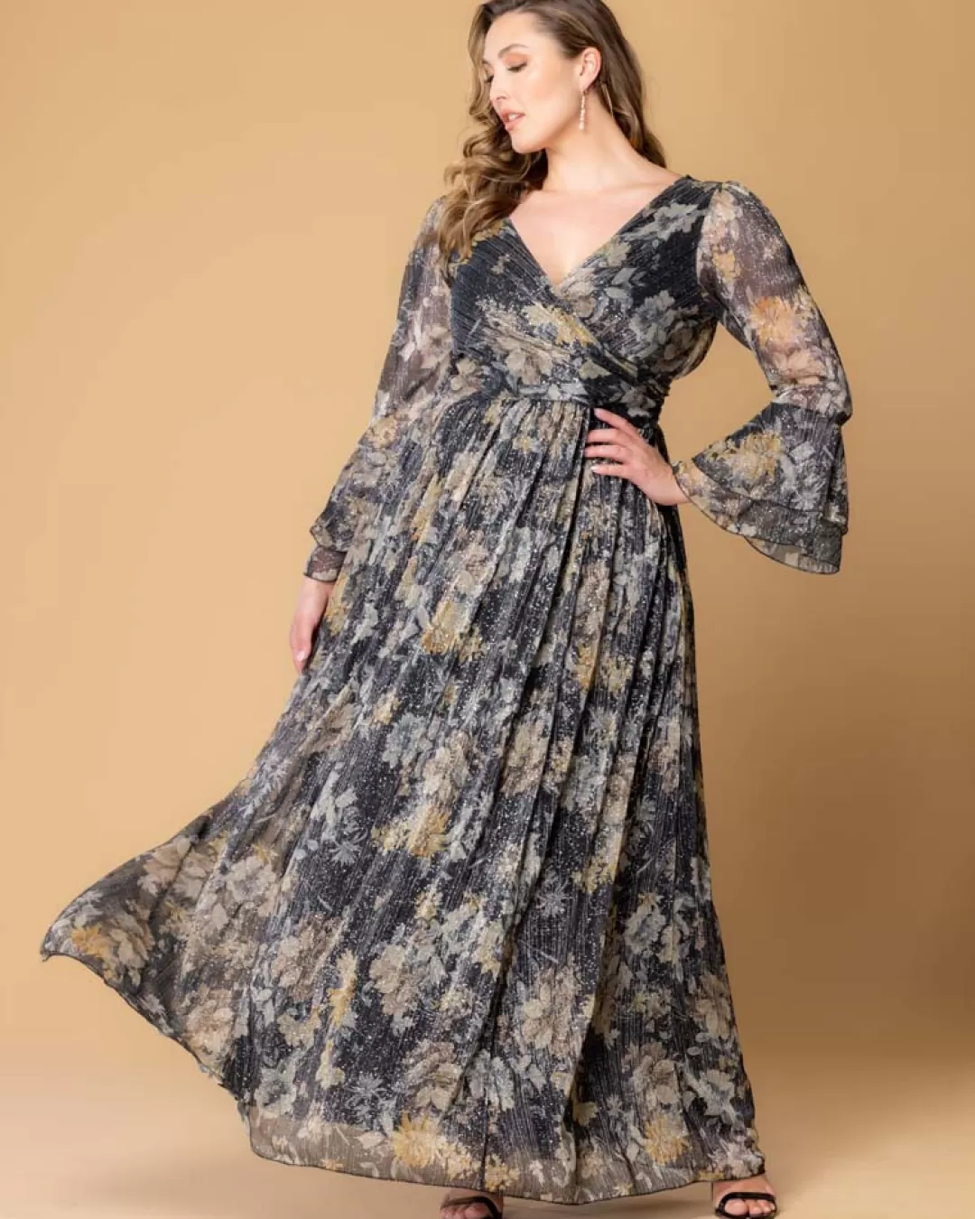 Discount TP Kjoler Gilded glamour plus size festkjole