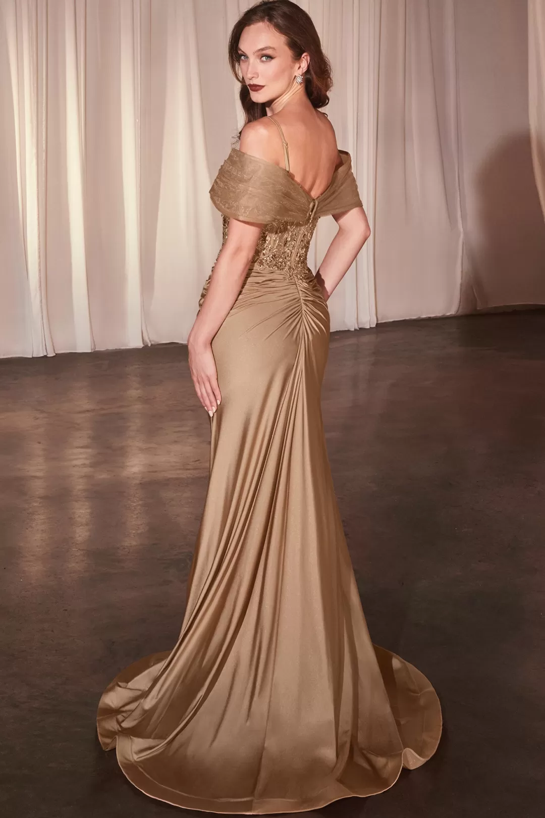 Sale TP Kjoler La Divine CD798 tætsiddende festkjole med aftagelige offshoulder Blå,Sort,Guld