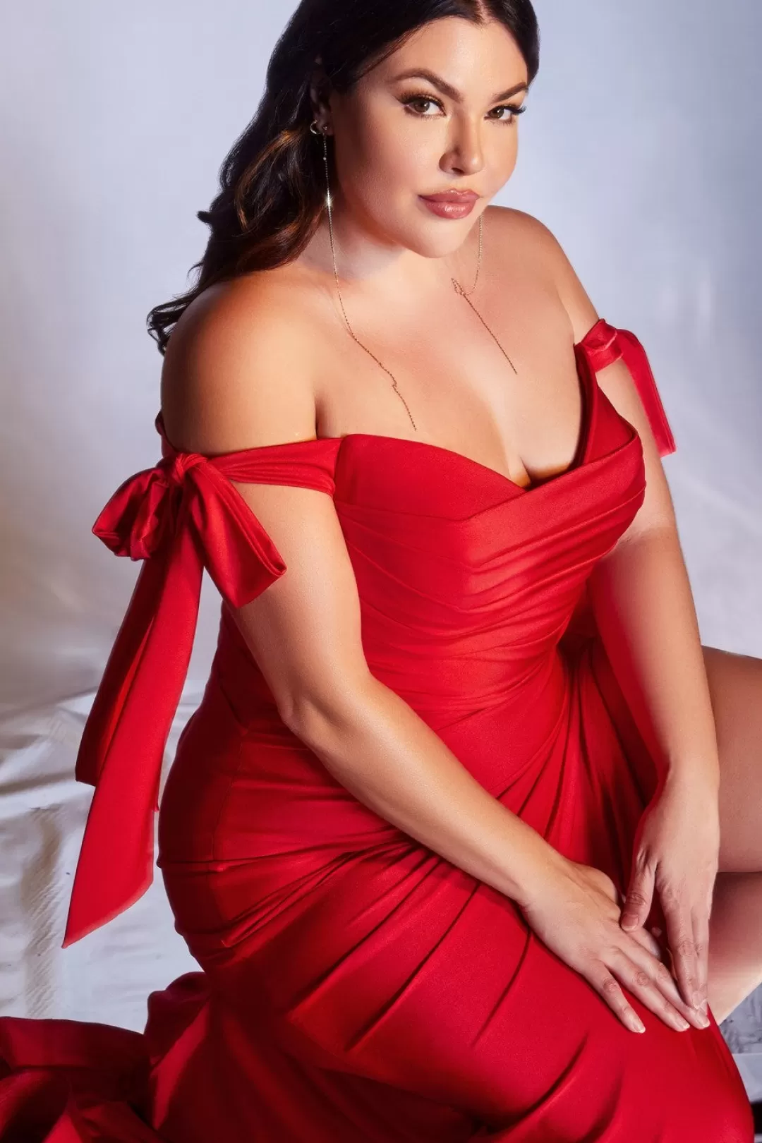 Store TP Kjoler Off shoulder plus size kjole Grøn,Grå,Kongeblå,Lilla,Mauve,Rosa,Rød,Sort,Vinrød,Champagne